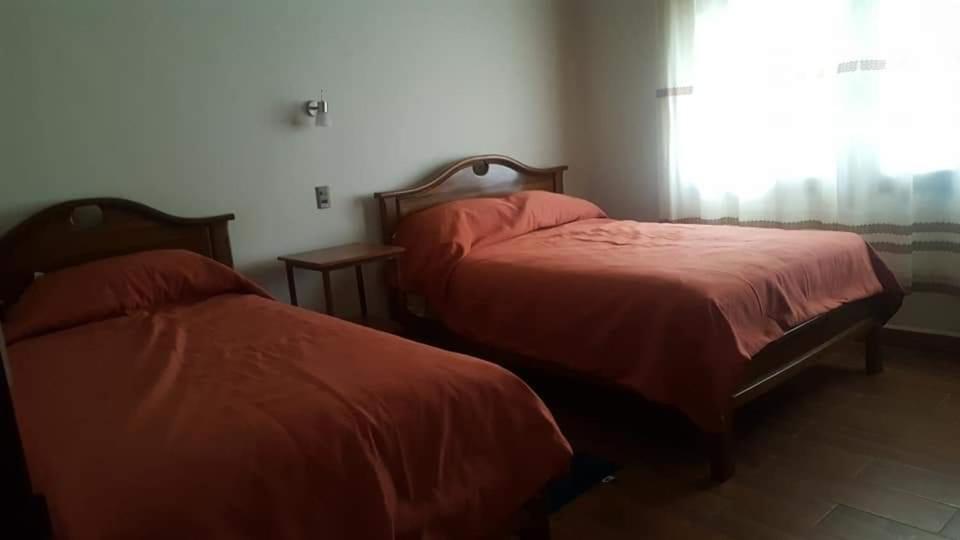 Hotel El Super 8 Santa Cruz de La Sierra Luaran gambar